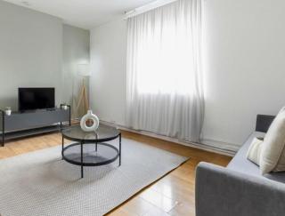 Spacious 4 Beds by Soho & Convent Garden - Londra - 0