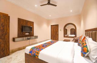 Hotel Vrindavan Prosperity - Near Prem Mandir - Vrindāvan - 7