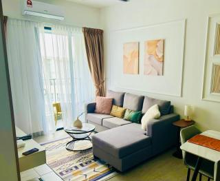 Cozy Shah Alam Sunsuria Forum Staycation Suite 3BR2BA -3 Mins Setia Convention Centre & Setia City Mall, Netflix Free WiFi & 2 Parking 2-6Pax - Shah Alam - 7