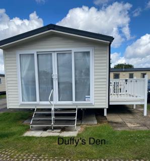 Duffy's Den - Parkdean California Cliffs - Fulmar 45 - Scratby - 6