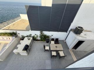 4BR Luxury Retreat & Prvt Pool - 5