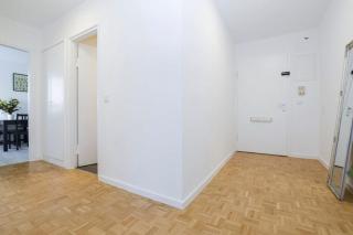 Schöne Schwabing 70m2 sanierte City Wohnung - Munich - 8