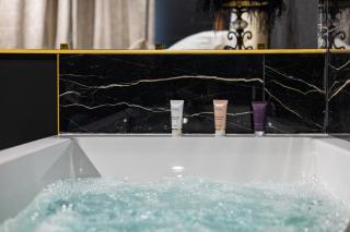 SecretRoom - Luxe, Balnéo et évasion -Arnage - Arnage - 3
