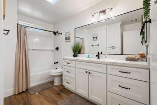 The Oasis - Escondido - 7
