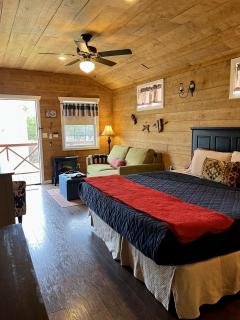 The Alexander at Creek Road - Dripping Springs - 4