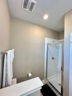 Luxury 2St Home, By Austin Airport, Gym, Pool - Austin - 2