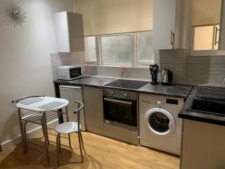Modern Apartment in Twickenham Highstreet - Twickenham - 4