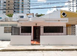 Casa amoblada cerca a la playa - Gaira - 1