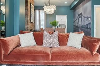 Vintage Row Home Minutes from Acrisure, Casino, PNC Park, Warhol, Downtown - Pittsburgh - 6