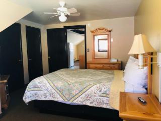 Glenwood Springs Cedar Lodge - Glenwood Springs - 4