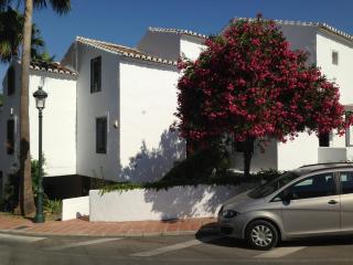 Stunning 3 bedroom villa with sea views - Nerja - 8