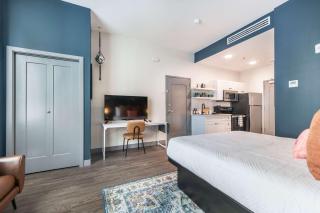 Bold Downtown Stay Inspired by Cher - 6