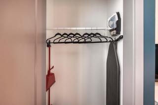 Bold Downtown Stay Inspired by Cher - 3