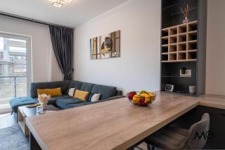 MoHost One - Stylish Retreat with Mountain Views - Brasov - 3
