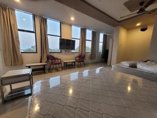 Hotel Rajkamal stay inn - Bijāpur - 9