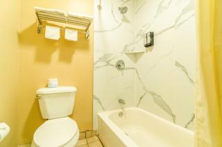 Crown Inn By OYO Denver Tx - Denver City - 3