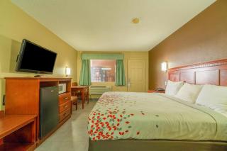 Crown Inn By OYO Denver Tx - Denver City - 4