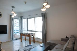 Stylish 1 Bedroom Apt at Marina with Stunning View - 7