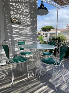 Sea Breeze beachfront home - 6