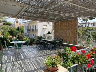 Sea Breeze beachfront home - 5