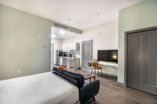 Accessible Comfort Near Atrium & Downtown Macon - Macon - 4