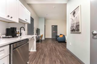 Accessible Comfort Near Atrium & Downtown Macon - Macon - 3