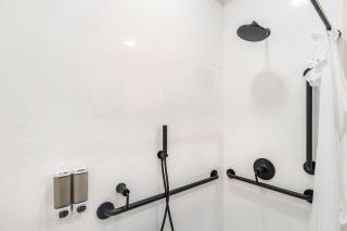 Accessible Comfort Near Atrium & Downtown Macon - Macon - 6