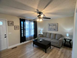 Carbon Ridge 300mbps Wifi - Dog Friendly - Oak Grove - 9