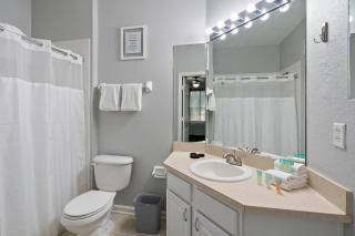 Cw7671-205 3Br Condo - 2