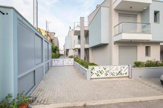 Elymara Family Vacation Home - Nikiti - 9
