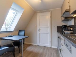 Apartment in Dorf near Beach & Water Sports - Olsdorf - 5