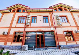 Toshkent Hotel Adress Naqqoshlik 121 - Tashkent - 0