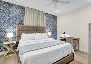 12 Minutes to Elvis, Classic 1900s Revitalized - Memphis - 7