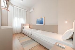 Downtown Tirana Apartment Delux Shallvaret - Tirana - 3