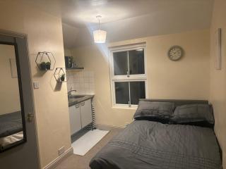 Self Contained Flat - 2