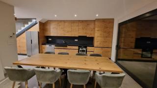 Villa V, POOL VIEW ROOM WITH FRENCH BALCONY, PRIVATE BATHROOM, SHARED KITCHEN, LIVING ROOM AND GARDEN WITH HEATED POOL, Privlaka, Zadar - Privlaka - 7