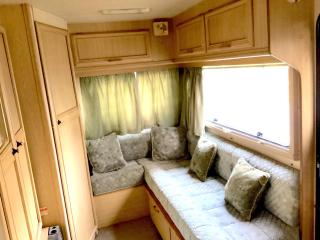 Charming Motorhome Adventure in the Heart of Maidstone - Maidstone - 3
