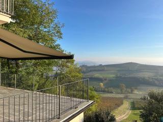Casa Profumi di Barbera - Infinity Pool, Luxurious bedrooms and Historic Charm - San Martino Alfieri - 1