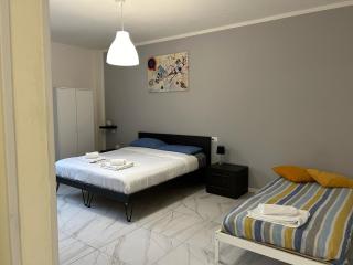 Modern Duomo Rooms - Milan - 1