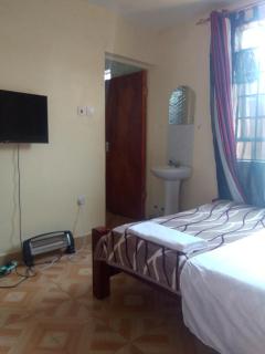 Muthiga Studio Airbnb - Nairobi - 8