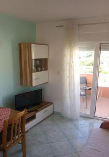 Apartments Josi - Vinišće - 9
