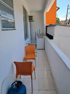 Casa com 2 Camas Queen e 1 King em Quartos Climatizados - 2