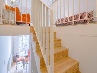 Charming Porto apartment in prime location - Porto - 6