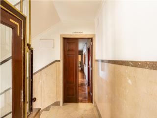 Spacious 4-Bedroom Apartment in Porto - Oporto - 3