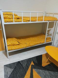 Yellow Hostel Bishkek - Bisjkek - 6