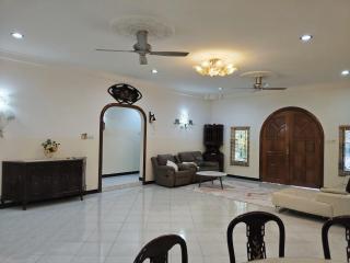 Spacious Bungalow with Large Outdoor in Sabah - Penampang - 9
