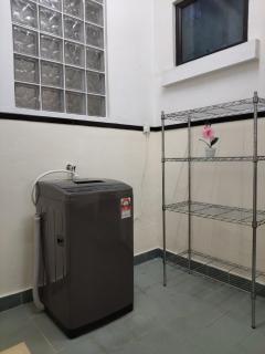 Spacious Bungalow with Large Outdoor in Sabah - Penampang - 4