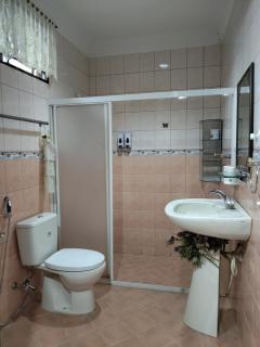 Spacious Bungalow with Large Outdoor in Sabah - Penampang - 2