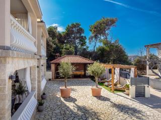 Apartments with a parking space Vir - 24090 - Vir - 7