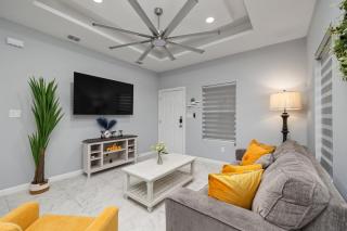 Peaceful & Cozy Hideaway Unit #2 - Edinburg - 3